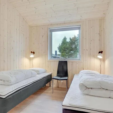 Jerrit - 225m From The Sea By Interhome *
