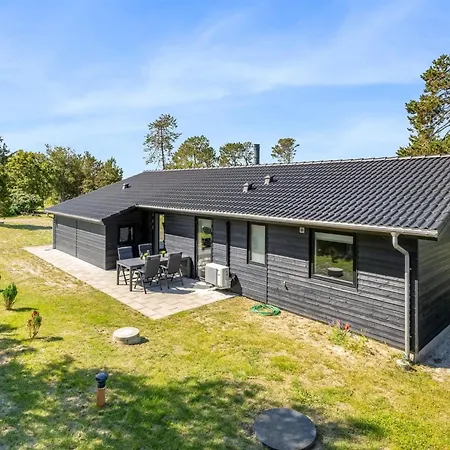 Jerrit - 225m From The Sea By Interhome Sæby